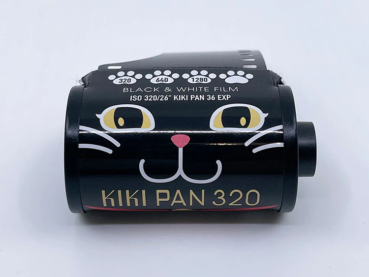白黒フィルム KIKI PAN320
